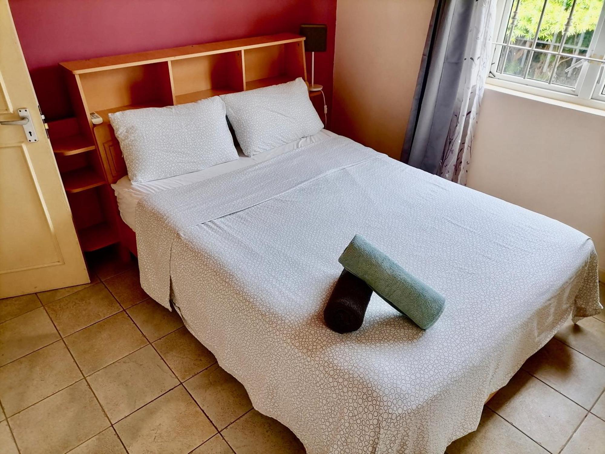 Beachfront Villa In A Beautiful And Secured Complex Flic-en-Flacq エクステリア 写真