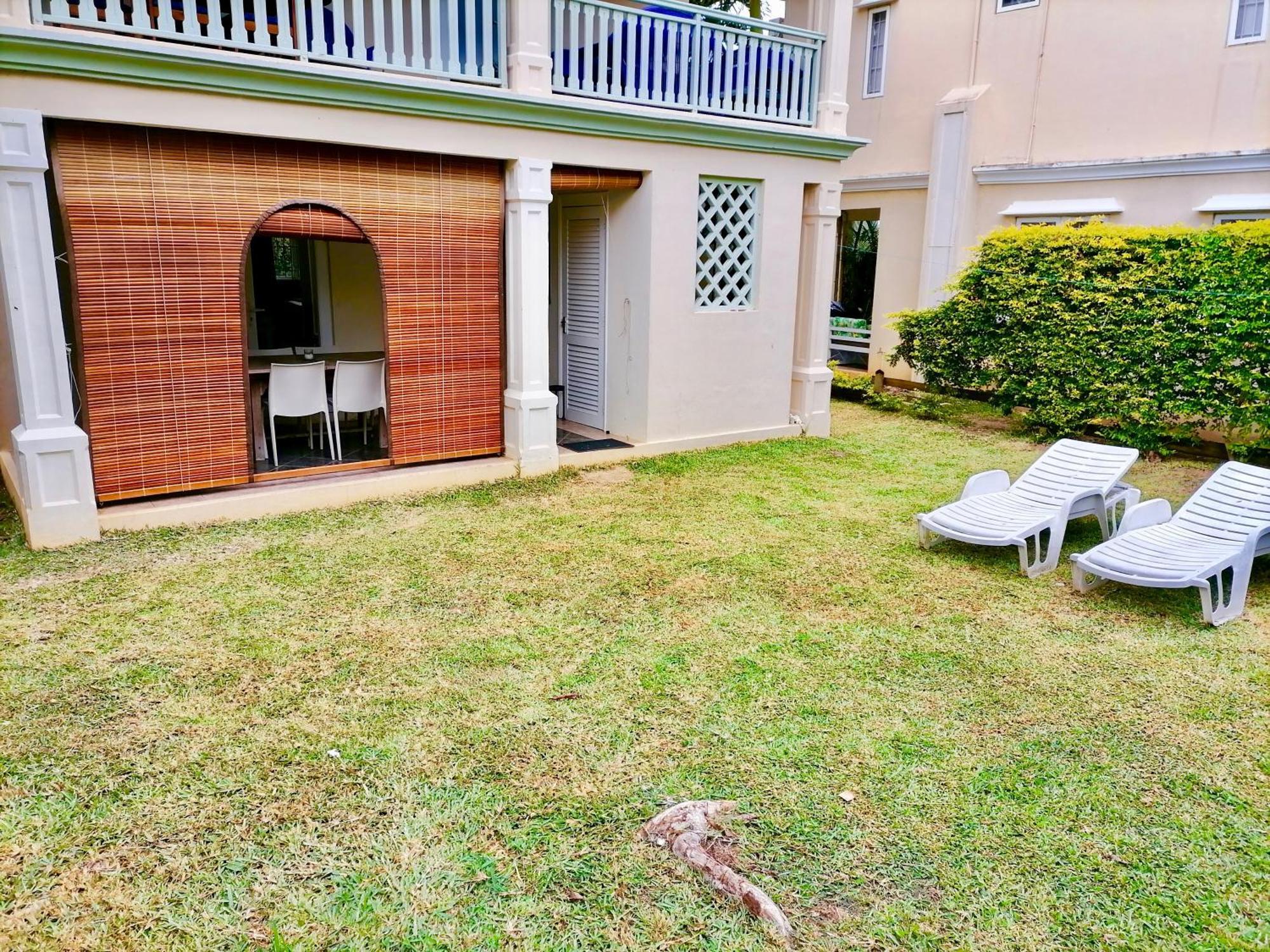 Beachfront Villa In A Beautiful And Secured Complex Flic-en-Flacq エクステリア 写真